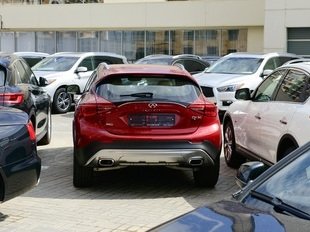 АЕБ: Продажи новых автомобилей в РФ в августе 2025 года упали на 19 процентов