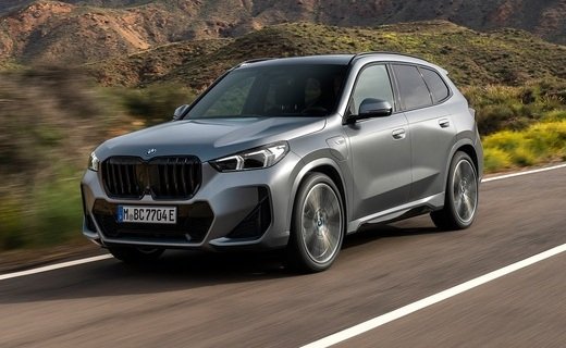 Компания BMW представила масштабное обновление своих моделей, которое станет доступно с весны 2025 года