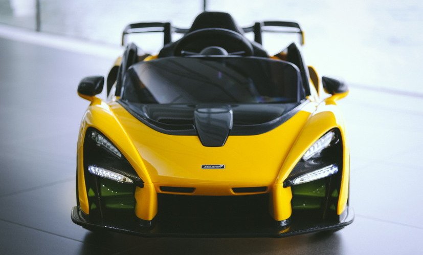 Гиперкар McLaren Senna превратили в детский электромобиль