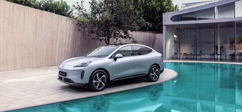 GAC объявляет о старте продаж электрического кроссовера GAC Hyptec HT