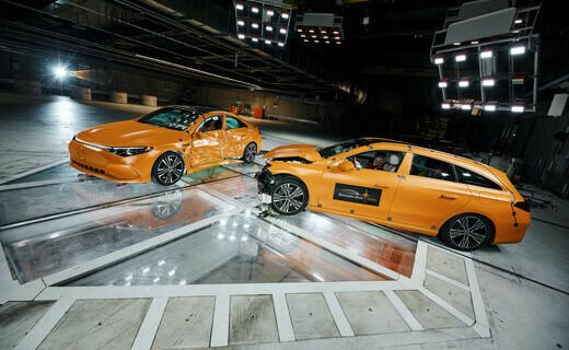 Mercedes-Benz провела экстремальный краш-тест двух моделей CLA