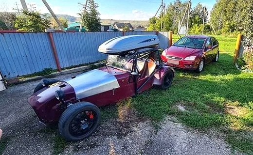 В продаже в России появился спорткар на базе Lada