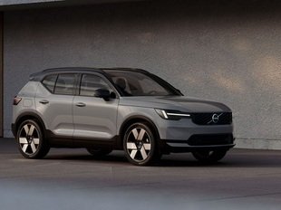 Volvo Cars обновила модели 40 серии : новый дизайн, технологии и системы безопасности