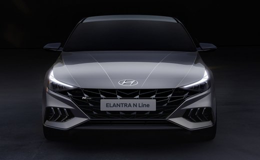В компании отметили, что Hyundai Elantra N Line предлагает более агрессивный дизайн по привлекательной цене