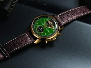 Компания Breitling сделала часы в честь Ford Mustang и Chevrolet Corvette
