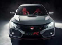 Новинка получила двухлитровый турбированный двигатель и механическую коробку передач