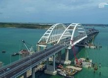 Первыми по путепроводу смогут проехать жители Краснодарского края и Крыма