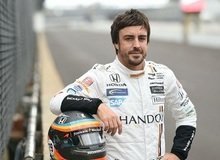 На болиде команды Andretti Autosport, за которую выступал Алонсо, отказал двигатель компании Honda