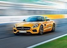 В числе инструкторов – первый российский пилот Formula 1 Виталий Петров