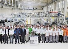 На заводе Skoda во Врхлаби выпустили двухмиллионную коробку передач с двойным сцеплением DQ 200 (DSG)