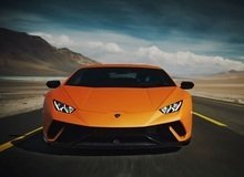По адлерским дорогам гоняли суперкары Lamborghini, Ferrari и Audi