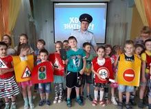 Сотрудники ГИБДД напоминают родителям, водителям и школьникам о необходимости соблюдения ПДД