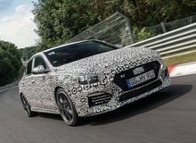 Гонщики Hyundai Motorsport Габриеле Тарквини и Тьерри Невилль проедут на новинке из Рима в Париж