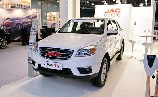 В моторную гамму JAC T6 в России войдут бензиновый мотор и дизель, с безальтернативной 6-ступенчатой "механикой"