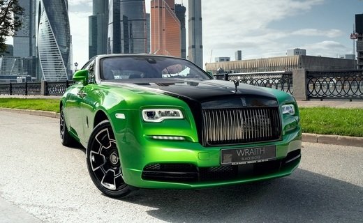 Лимитированную серию сделали по заказу команды Rolls-Royce Motor Cars Moscow