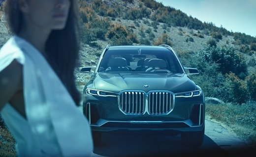Компания BMW официально представила свой самый большой внедорожник