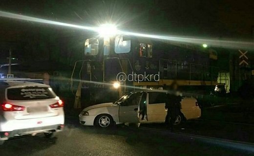 Необычное ДТП произошло в ночь на 24 ноября в Краснодаре в районе промзоны улицы Уральской