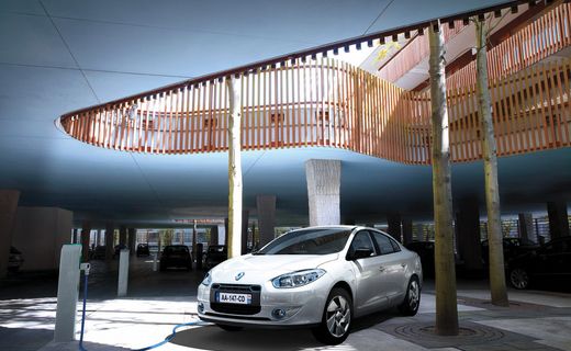 Финиширует автоколонна на Краснодарском весеннем форуме «Энергоэффективность и инновации» 29 мая в Сочи.