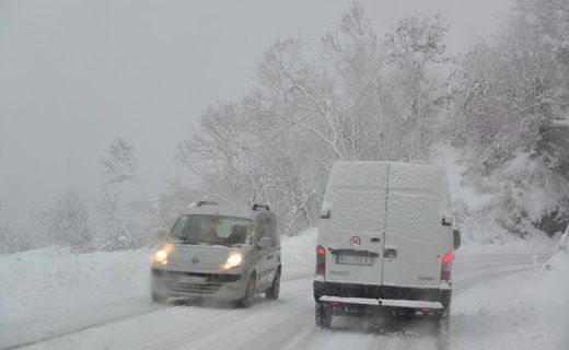Гололед на дорогах – не слишком частое явление для  Краснодара и Краснодарского края.