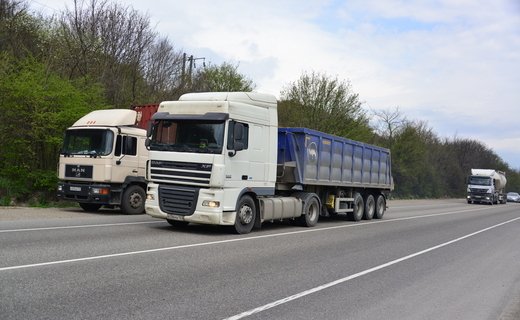 Стоимость проезда каждого километра для тяжелых грузовиков возрастет на 14 копеек
