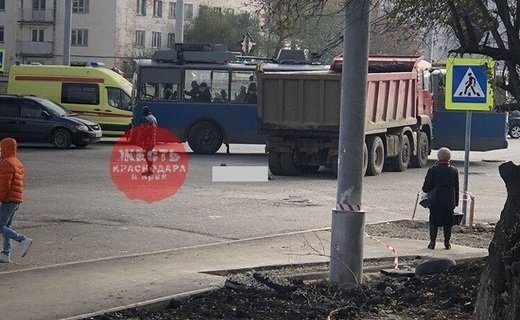 Смертельное ДТП произошло на перекрестке улиц Восточно-Кругликовская и Черкасская