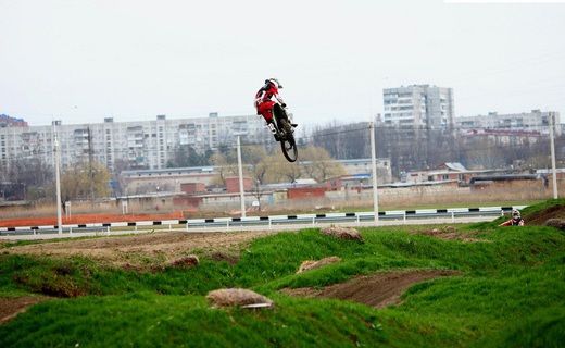  Мотоциклы для MX эволюционировали в спортивные байки.