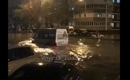 Многие улицы города-героя перекрыты из-за потопа