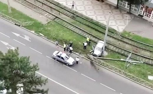 Водитель автомобиля Hyundai нарушил ПДД и решил скрыться от полиции