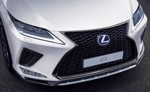 Первым новые светодиодные фары BladeScan получит обновлённый кроссовер Lexus RX