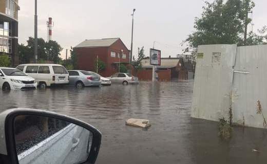 Часть Краснодара после дождя оказался под водой