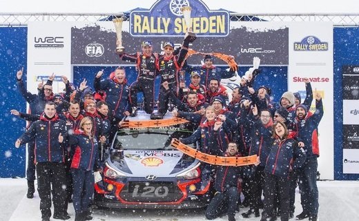 В списке победителей шведского этапа WRC появился бельгиец, разговаривающий на немецком языке – Тьерри Невилль и его штурман Николя Жилсуль