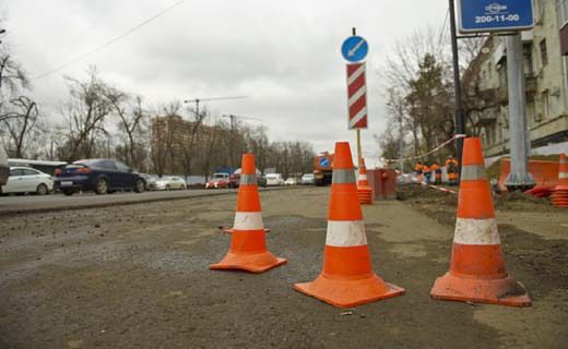 Ремонт Ростовского шоссе подразумевает появление еще одной полосы движения по направлению из города.