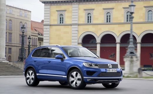 Дизельные версии Volkswagen Touareg будут стоить меньше на 125 000 рублей.