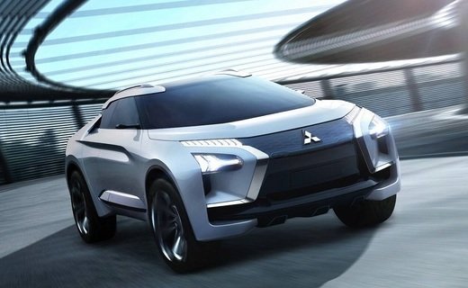 Компания Mitsubishi показала на Токийском автосалоне концепт, который может научить вождению
