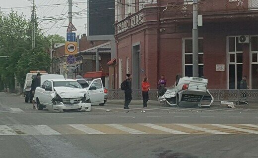 Авария произошла утром 11 мая на пересечении улиц Седина и Мира