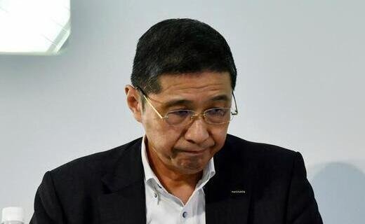 Возглавлявший концерн Хирото Саикава, на фоне скандала с завышением премий, ушёл в отставку