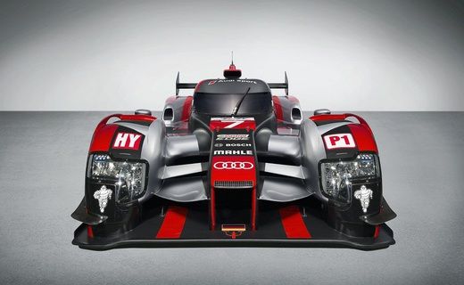 Команда Audi представила новый болид для гонок на выносливость.