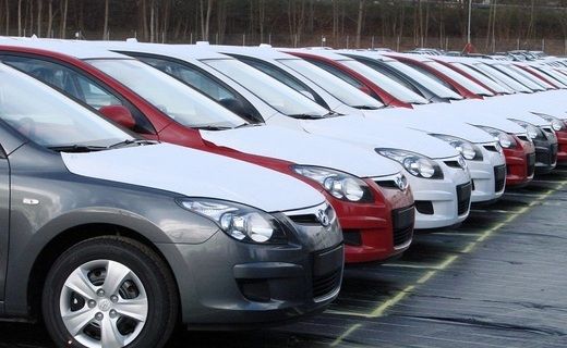 В октябре продажи новых автомобилей в России снизились всего на 2,6%