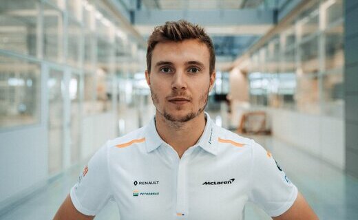 Российский гонщик, также являющийся резервным пилотом Renault, будет присутствовать на всех оставшихся Гран-при сезона