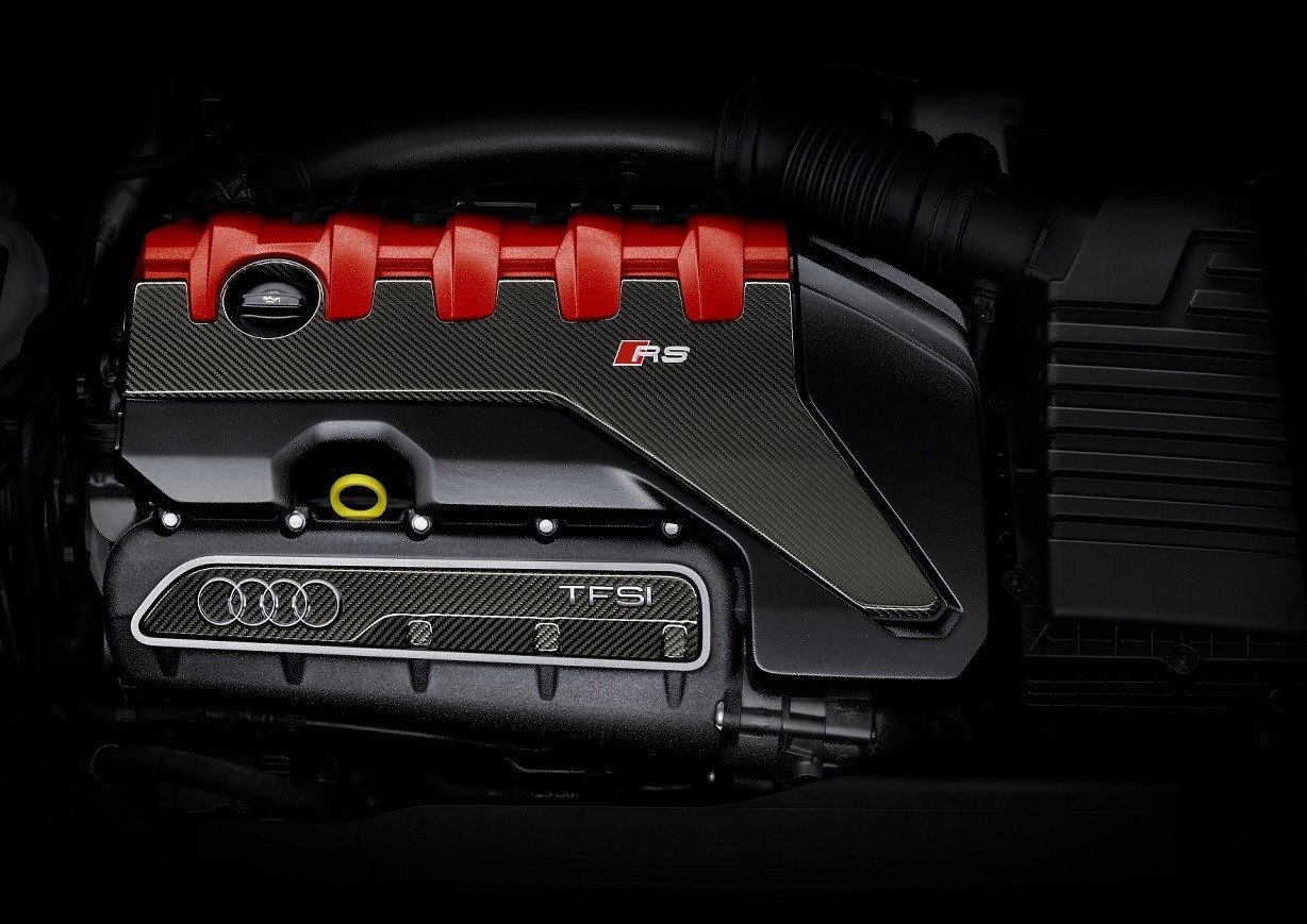 Двигатель Audi 2.5 TFSI - им оснащается, в частности, Audi TT RS