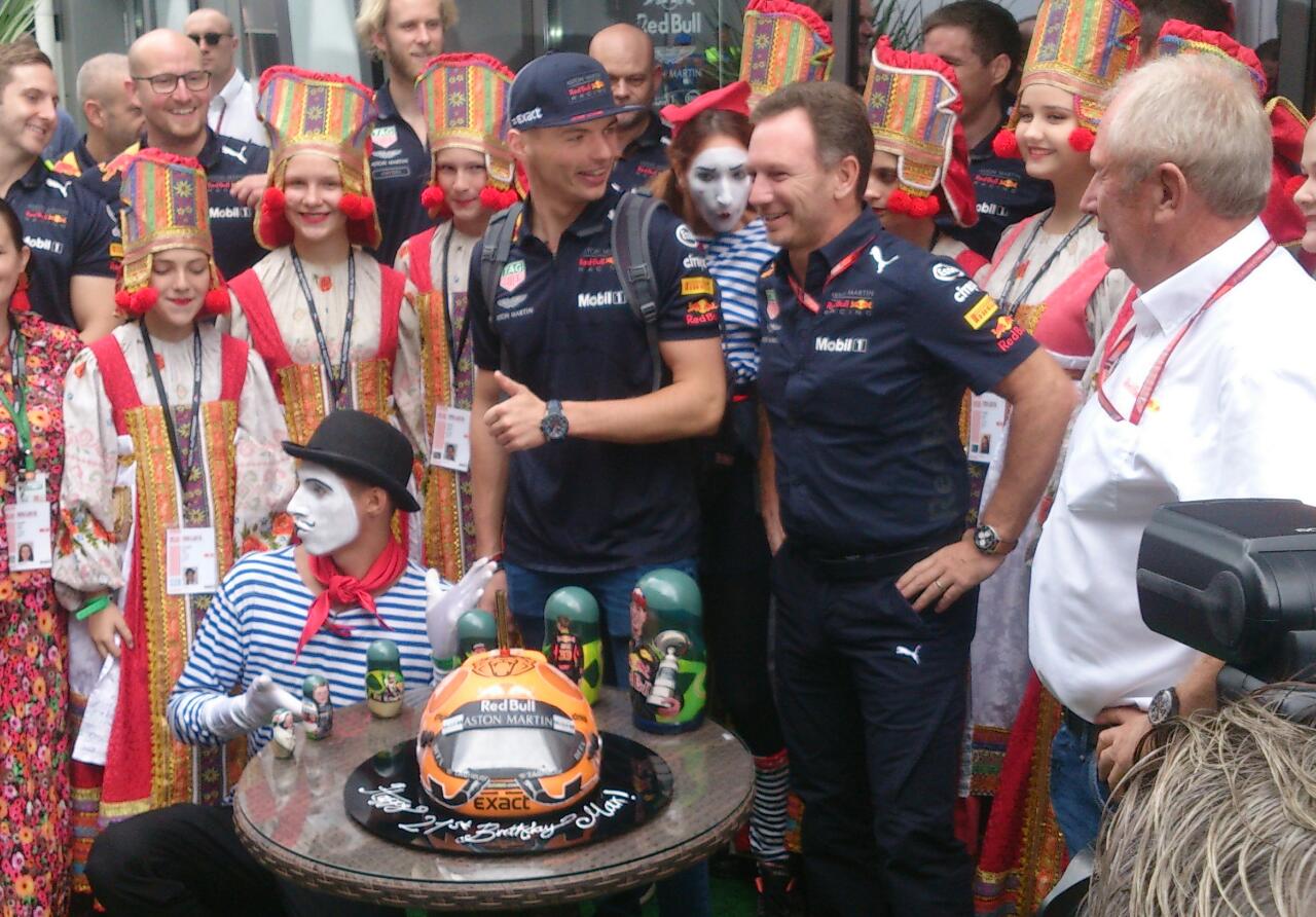 Макс Ферстаппен отметил на Гран-при Сочи свой день рождения
