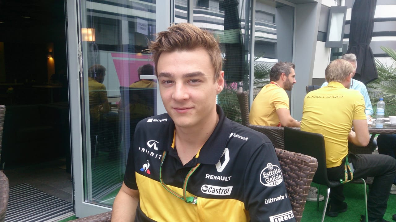 Артем Маркелов стал пятым в воскресной гонке Формулы 2 в Сочи