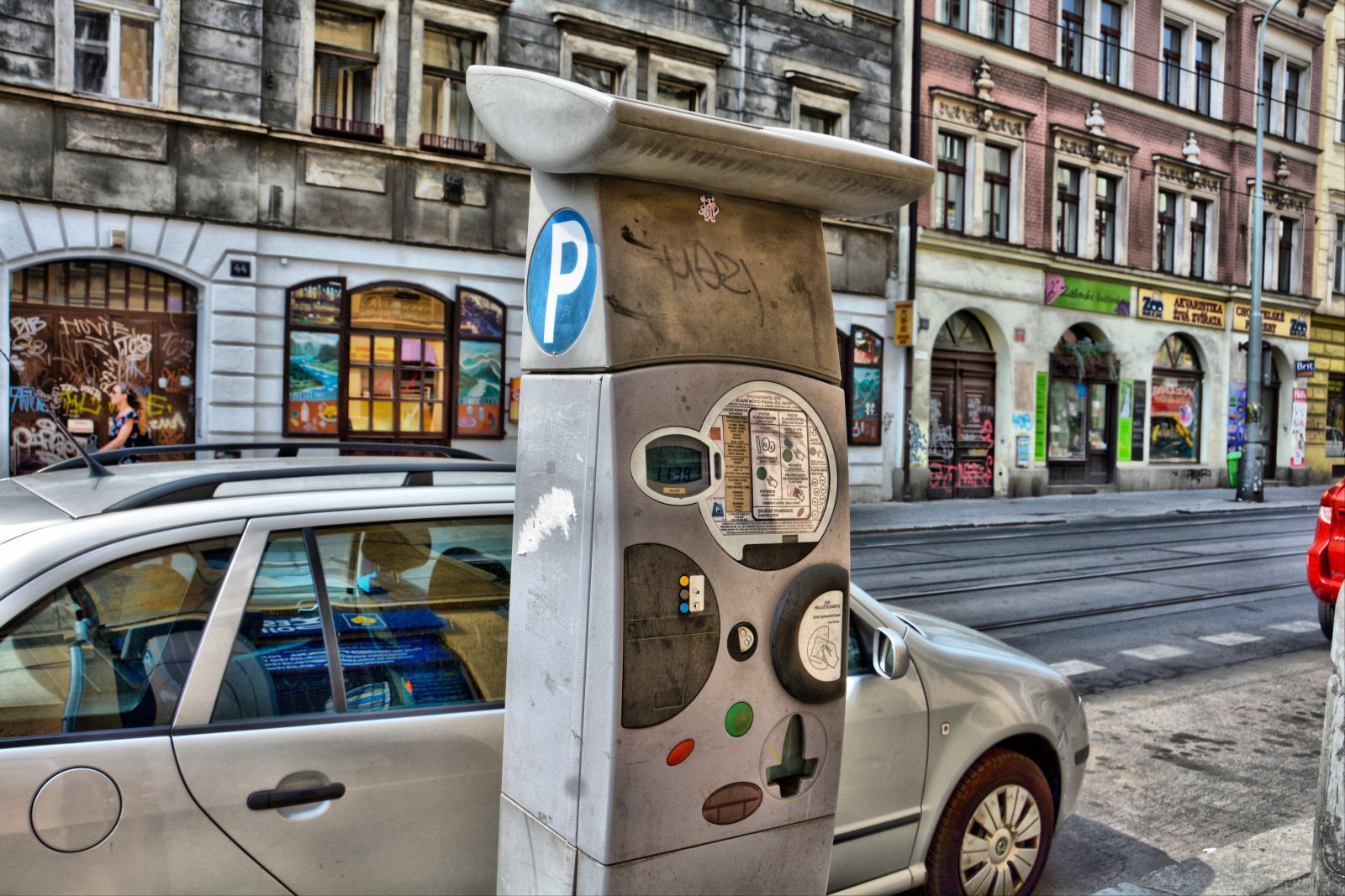 Паркомат в Праге. Район Ольшанка, в 20 минутах от Пороховой башни.