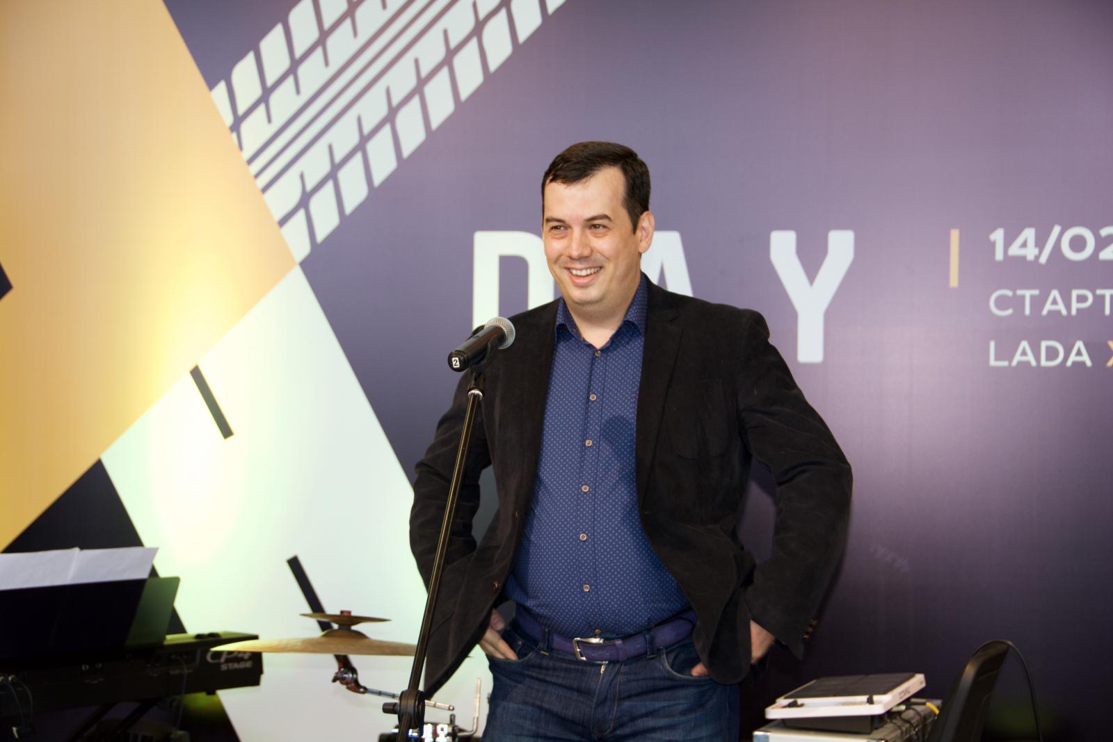 Генеральный директор ООО Дилерский Центр «Юг-Авто» Игорь Кожевников представил Lada XRay.