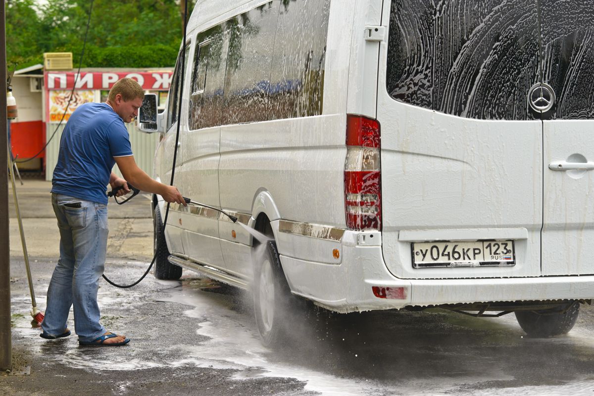 Попросите хозяина перед осмотром вымыть и высушить автомобиль, чтобы видны были как достоинства, так и недостатки