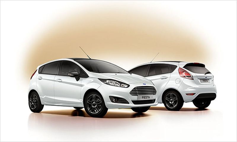 ford focus white and black 2017